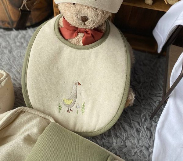 Bib - Image 3