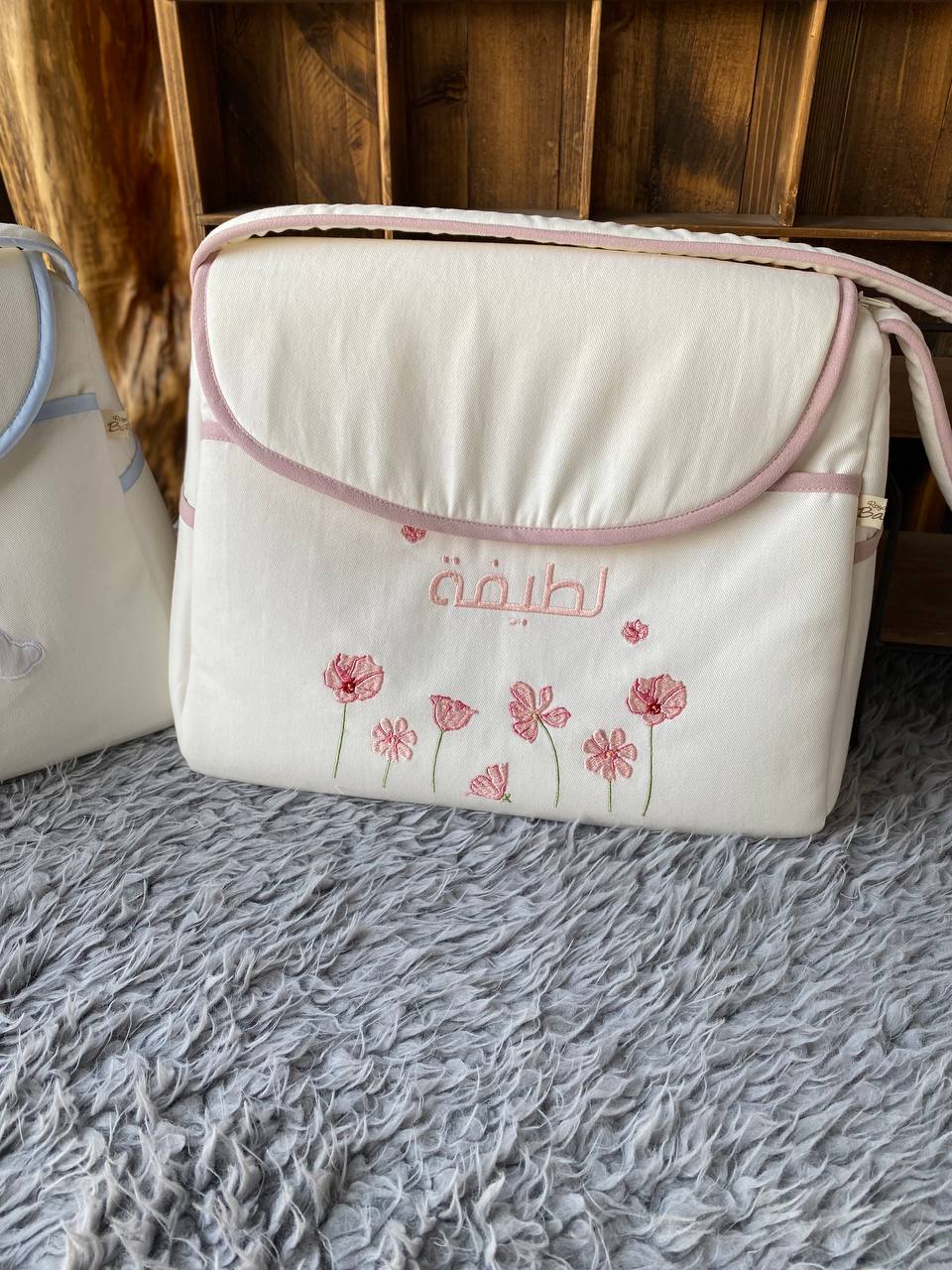 D bag شنطة D